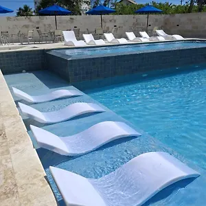 Playa Juan Dolio, Rd-acceso Privado A La Playa Justo Al Frente En 1ra Linea, Areas Sociales, Bbq, Piscina, Gazebos-parqueo-wifi-netflix-al Lado De Minimarket, Restaurantes, Bares, Tiendas, Clubes De Playa, Campos De Golf, Bancos Comerciales Y Mas Guayacanes